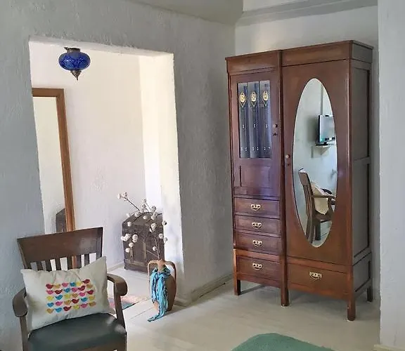 Pensión Dimitri Ada Evi & Restaurant 3*